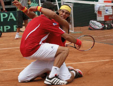 Rafael Nadal hugging Fernando Verdasco after their Davis Cup doubles win